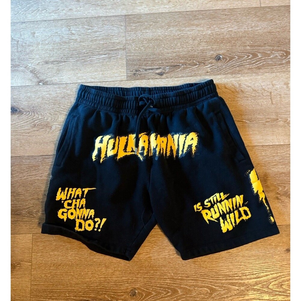 WWE Shoe Palace Hulk Hogan Hulkamania Shorts Mens XL Black Graphic Fleece